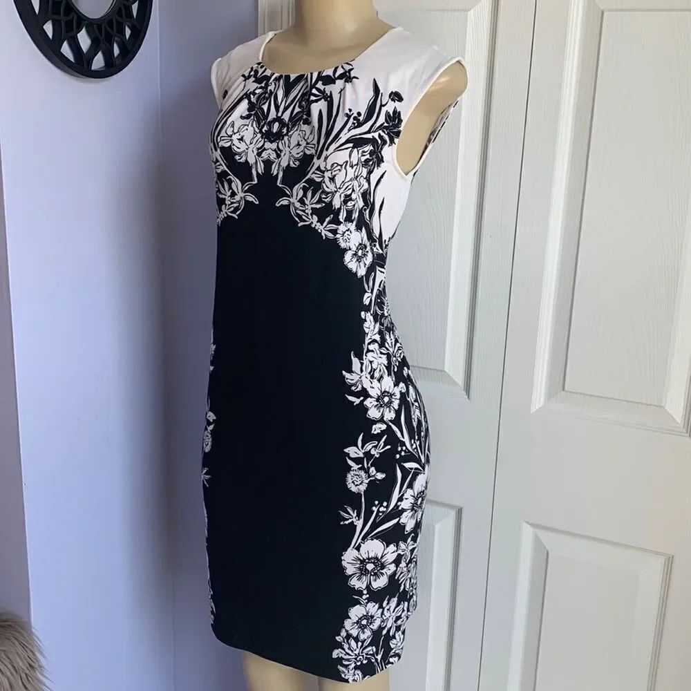 Sexy Sleeveless Party cocktail  Black & White Floral